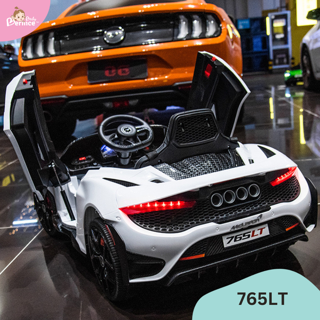 Mclaren 765LT Kids Electric Car
Dimension : 113cm (L) x 69cm (W) x 43cm (H)
Net weight 13kg
Max load : 30kg (Actual tested weight is higher)
Age suitability : 3-9 years old