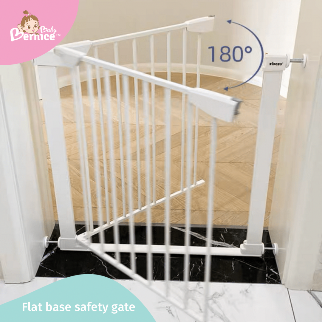 White Metal Flat Base Baby Safety Gate / Pets Safety Gate